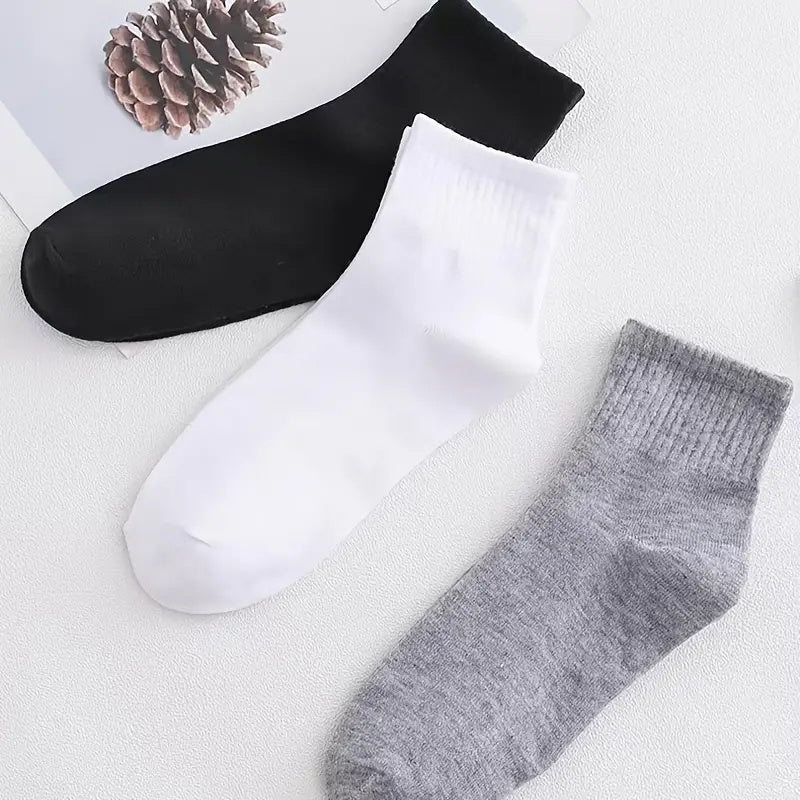 6 Pairs Unisex Disposable Breathable & Warm Travel Socks for Men & Women