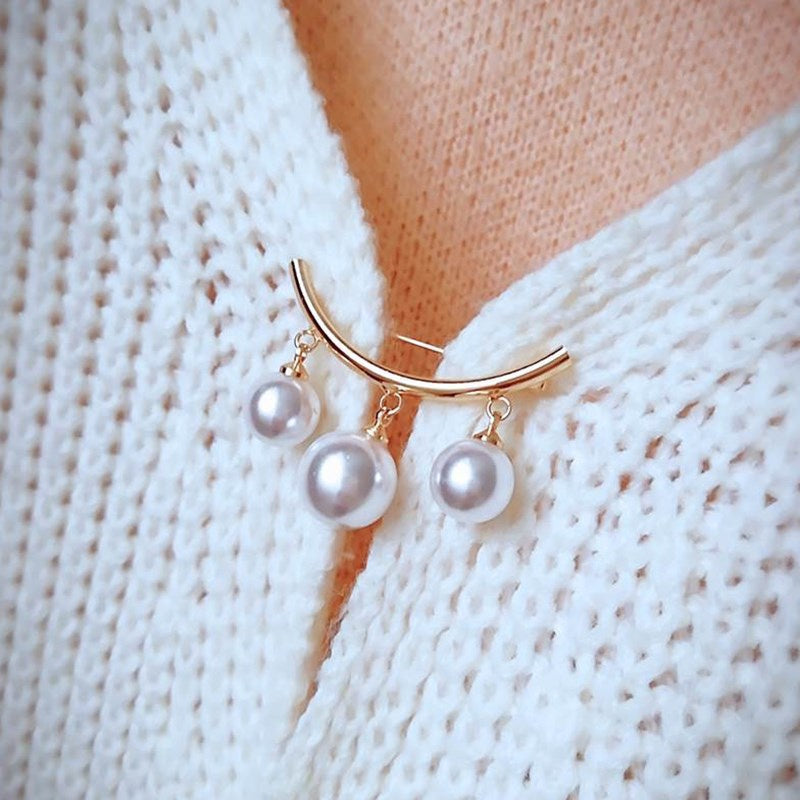 2Pcs Faux Pearl Brooch Sweater Shawl Clip Exposed Neckline Safety Pin