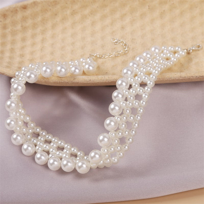 Women's Vintage-Style Pearl Choker Necklace
