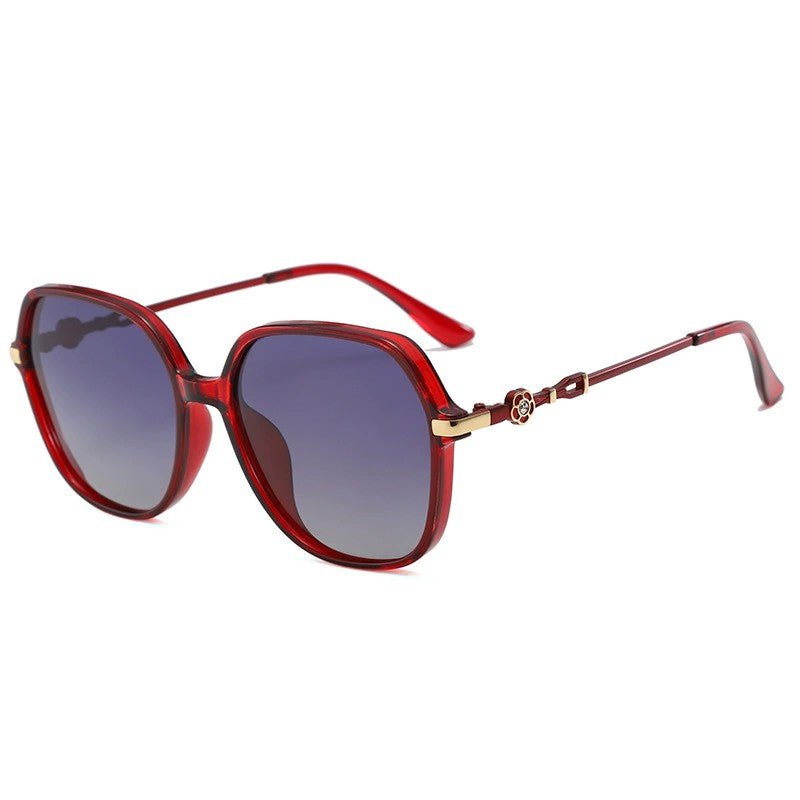 Women's Fashion Sunglasses with UVProtection & Stylish Oversized Frame ﻿ ﻿