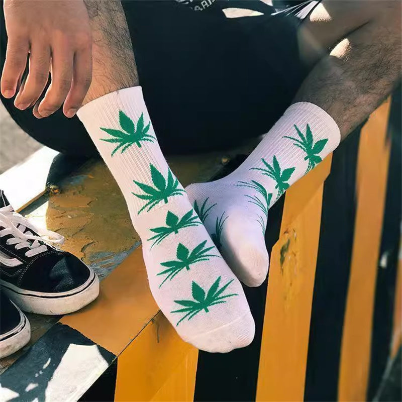 Weed Leaf Printed Cotton Crew Boot Scoks Maple Leaf Athletic Hiking Socks