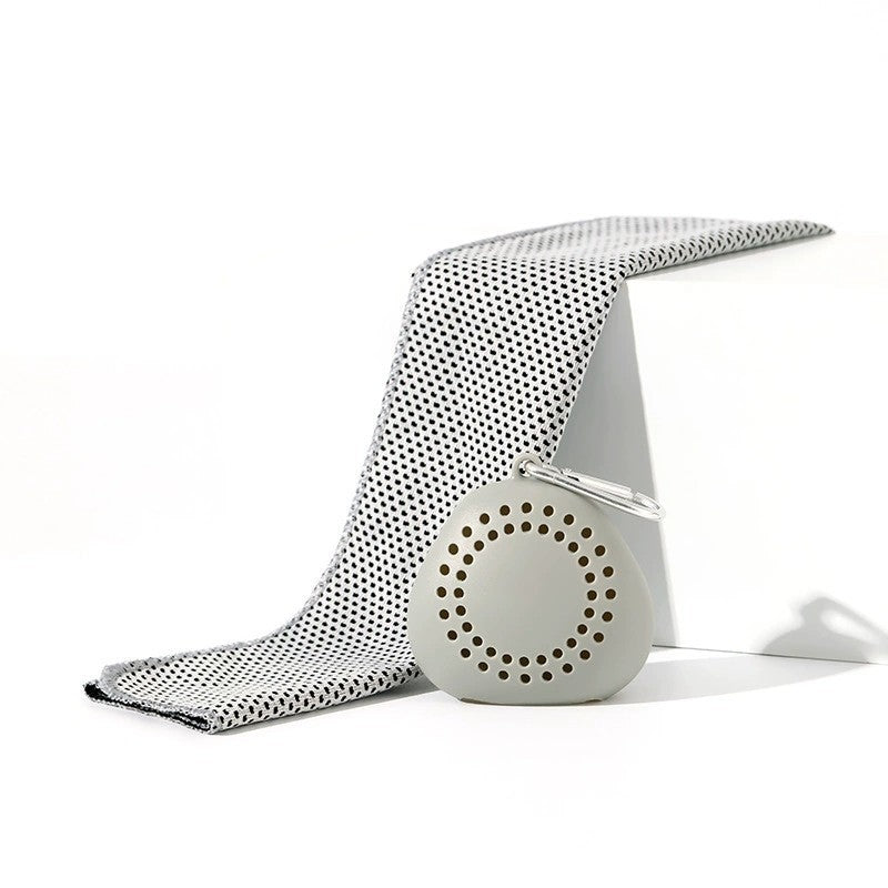 Outdoor Travel Quick-Drying Towel with Portable Silicone Case