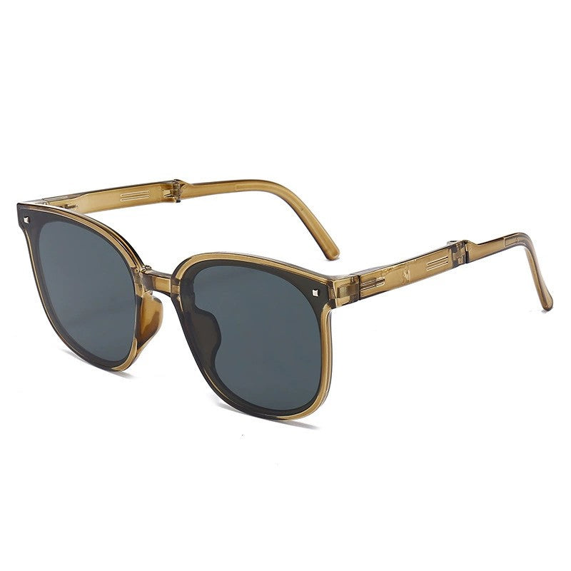 Ultra Lightweight Foldable Sunglasses for Women Men Fashion UV Protection with Case ﻿